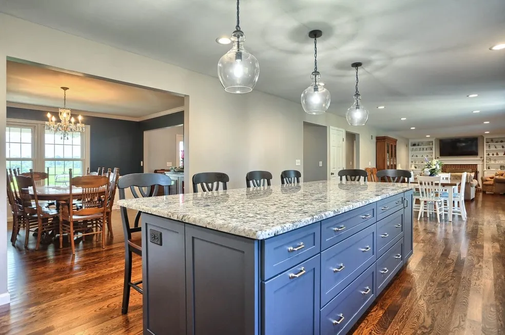 Transitional Kitchen Remodel by Colebrook Construction, Inc. project photo